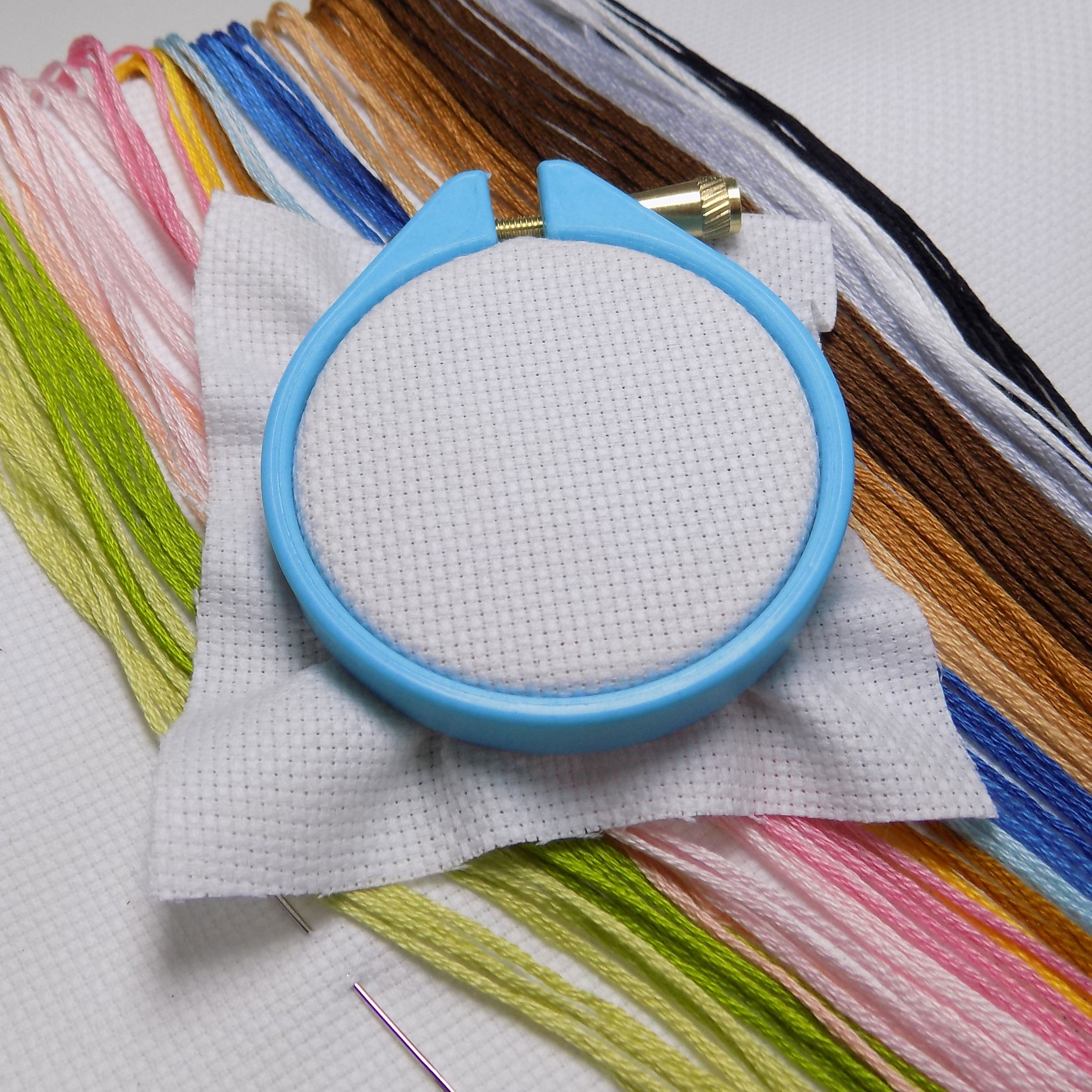 HA2B - BLUE MINI EMBROIDERY HOOP - DISPLAY FRAME 2 INCH 50MM