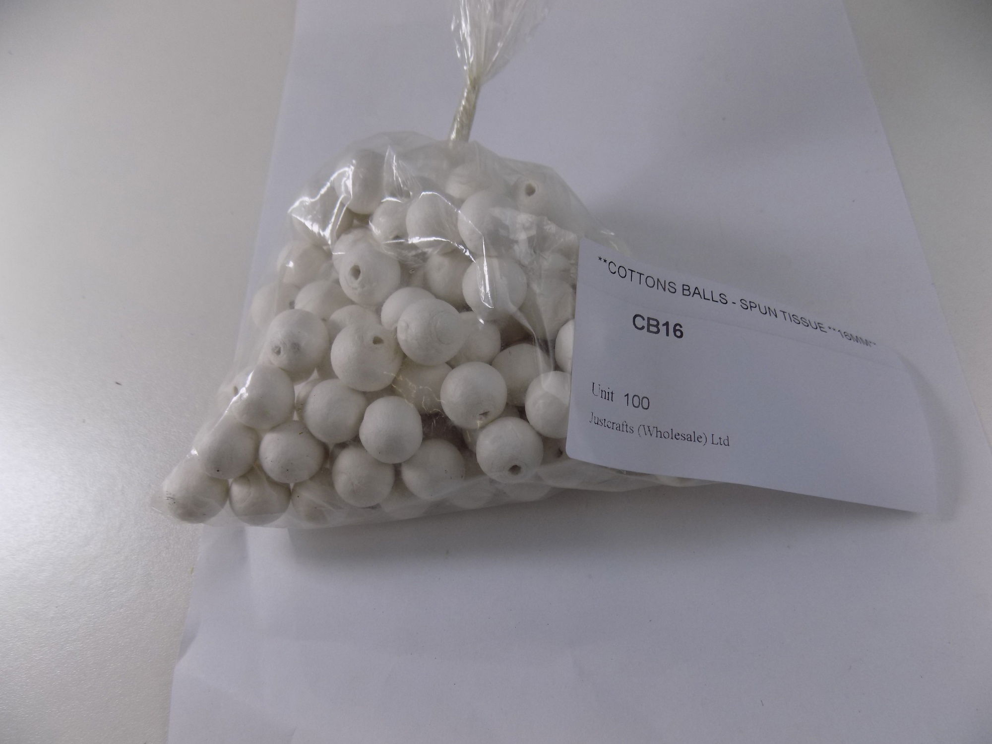 CB16 - **COTTON BALLS - SPUN TISSUE **16MM**