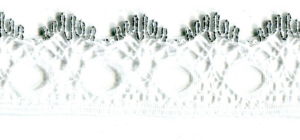 L435SLV-40 - KNITTING IN EYELET LACE 18MM SILVER/WHITE